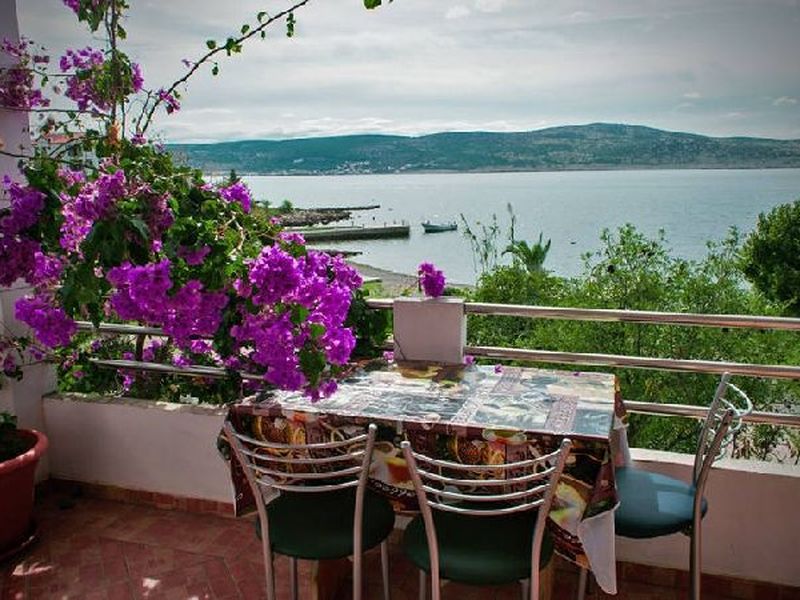 19286356-Ferienwohnung-13-Starigrad-Paklenica-800x600-0