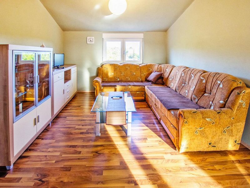 23289869-Ferienwohnung-5-Starigrad-Paklenica-800x600-2