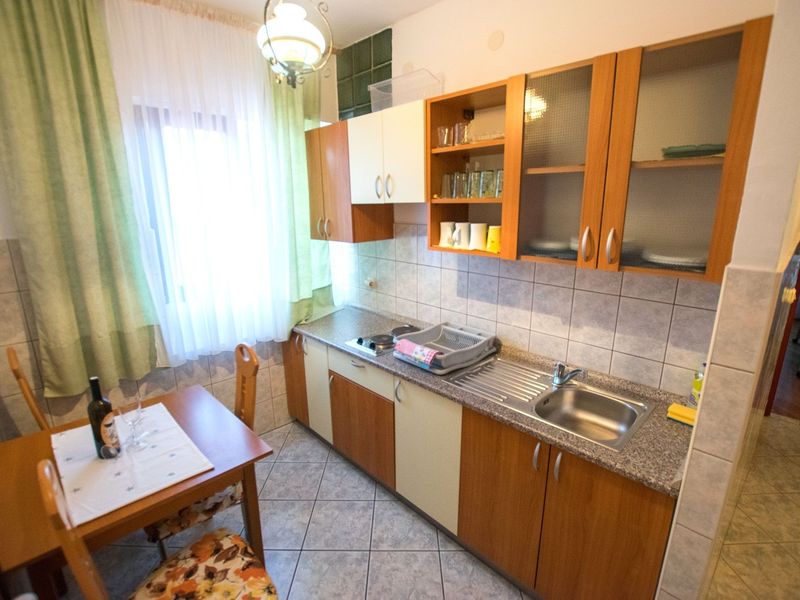 23943558-Ferienwohnung-4-Starigrad-Paklenica-800x600-1