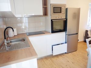 23944785-Ferienwohnung-5-Starigrad-Paklenica-300x225-4