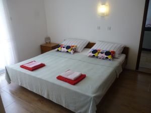 23944755-Ferienwohnung-4-Starigrad-Paklenica-300x225-2