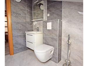 23944788-Ferienwohnung-6-Starigrad-Paklenica-300x225-4