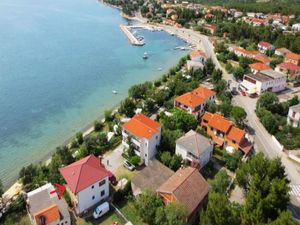 23944842-Ferienwohnung-4-Starigrad-Paklenica-300x225-2