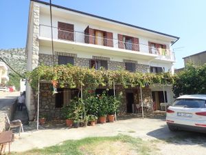 23945981-Ferienwohnung-5-Starigrad-Paklenica-300x225-4