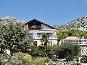 23725908-Ferienwohnung-4-Starigrad-Paklenica-300x225-2