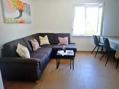 Ferienwohnung für 5 Personen (70 m²) in Starigrad-Paklenica 6/10