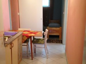 18321762-Ferienwohnung-5-Starigrad-Paklenica-300x225-1