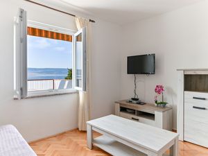 18750778-Ferienwohnung-7-Starigrad-Paklenica-300x225-4