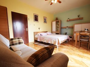 19059993-Ferienwohnung-9-Starigrad-Paklenica-300x225-4