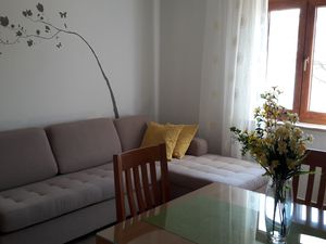 19075229-Ferienwohnung-8-Starigrad-Paklenica-300x225-2