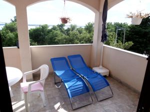 Ferienwohnung für 3 Personen (40 m²) in Starigrad-Paklenica