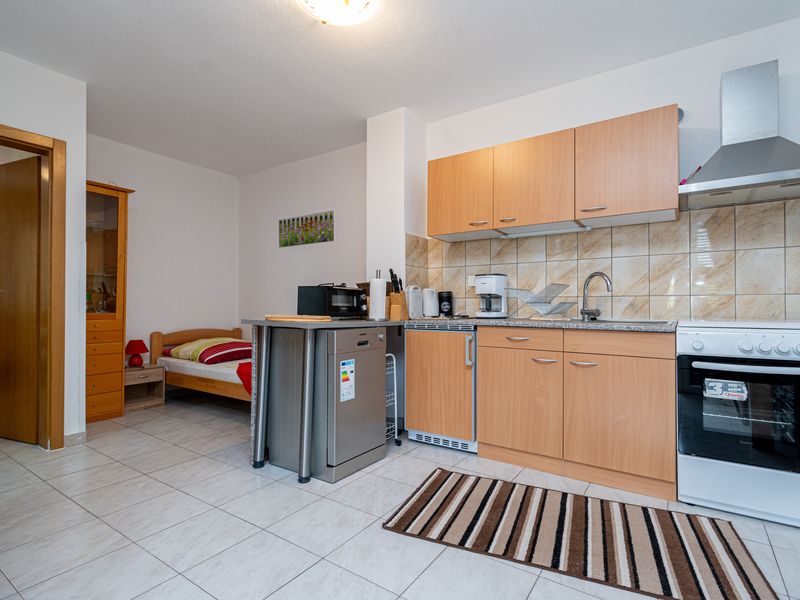 22146491-Ferienwohnung-3-Starigrad-Paklenica-800x600-2