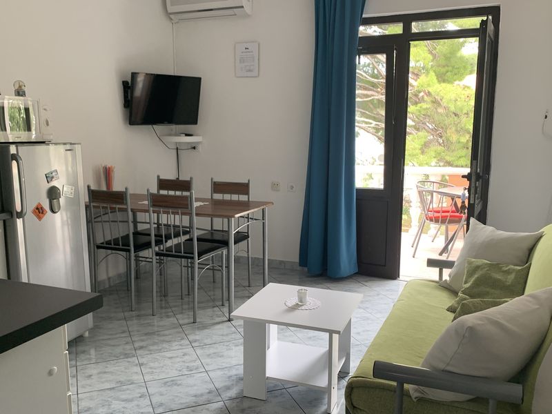 22330639-Ferienwohnung-4-Starigrad-Paklenica-800x600-1