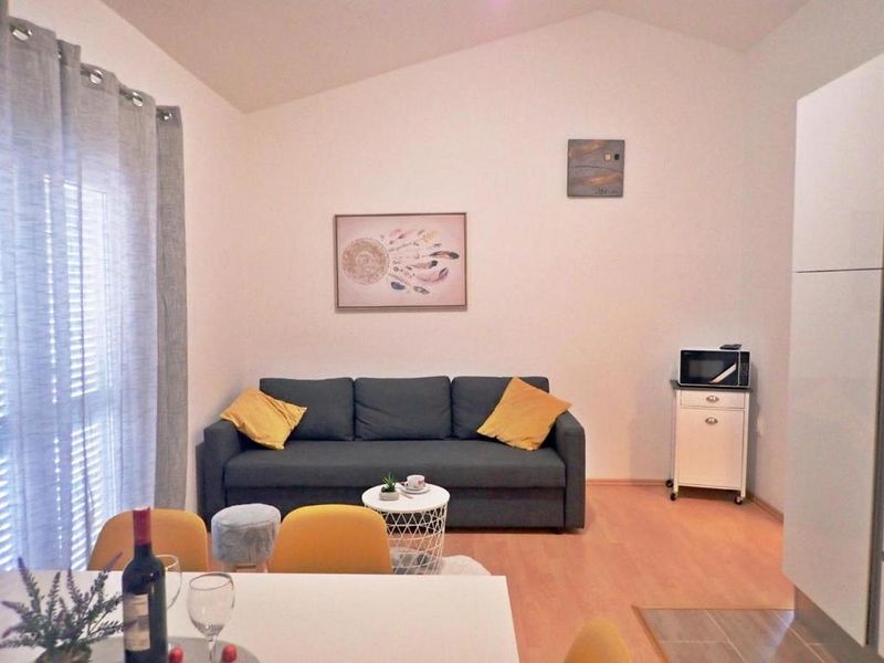 23661122-Ferienwohnung-6-Starigrad-Paklenica-800x600-1