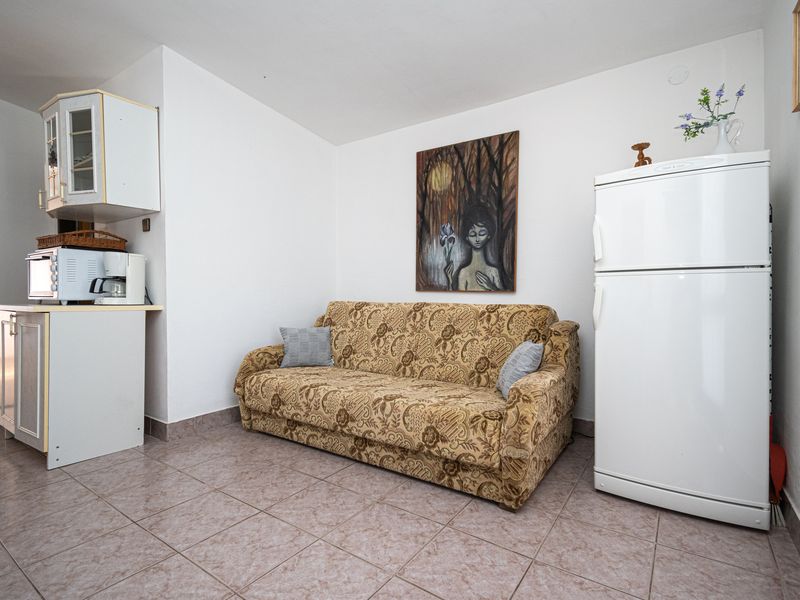 23917175-Ferienwohnung-4-Starigrad-Paklenica-800x600-1