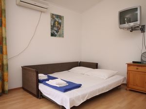 23929259-Ferienwohnung-4-Starigrad-Paklenica-300x225-1