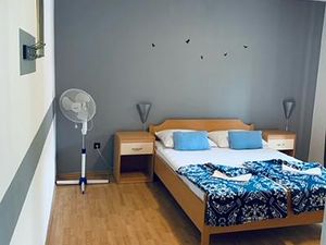 23929426-Ferienwohnung-2-Starigrad-Paklenica-300x225-4