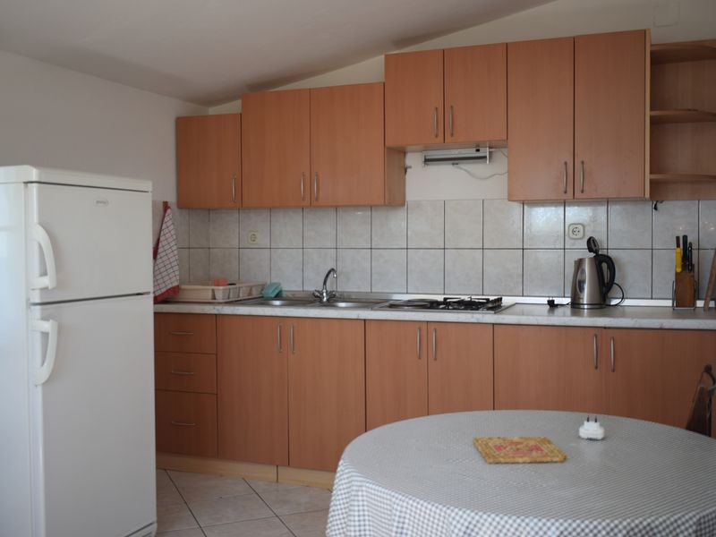 23932877-Ferienwohnung-6-Starigrad-Paklenica-800x600-2