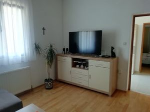 23932933-Ferienwohnung-6-Starigrad-Paklenica-300x225-2