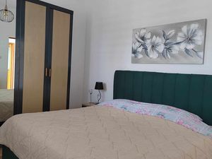 23932933-Ferienwohnung-6-Starigrad-Paklenica-300x225-5