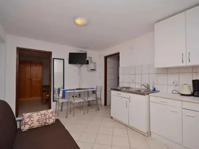 Ferienwohnung für 5 Personen (50 m²) in Starigrad-Paklenica 9/10