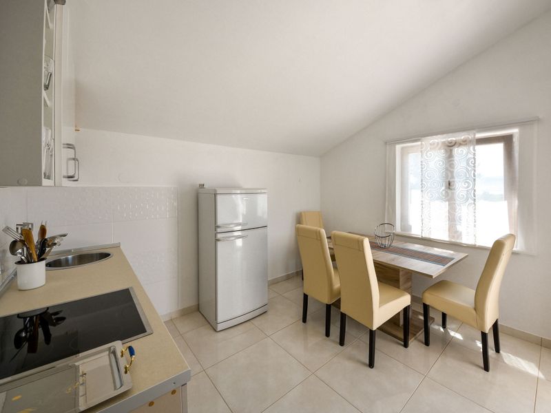 23845984-Ferienwohnung-6-Starigrad-Paklenica-800x600-0