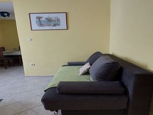 24058845-Ferienwohnung-5-Starigrad-Paklenica-300x225-1