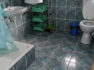 24058849-Ferienwohnung-4-Starigrad-Paklenica-300x225-5