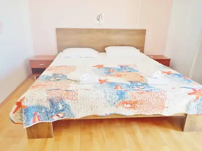 Ferienwohnung für 4 Personen (35 m²) in Starigrad-Paklenica 6/10