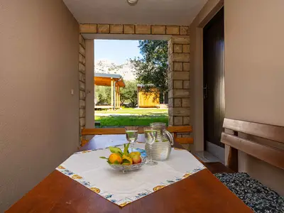 Ferienwohnung für 3 Personen (30 m²) in Starigrad-Paklenica 6/10