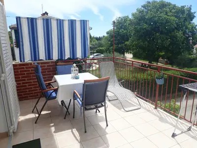 Ferienwohnung für 3 Personen (30 m²) in Starigrad-Paklenica 3/10