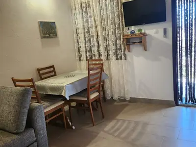 Ferienwohnung für 3 Personen (47 m²) in Starigrad-Paklenica 6/10