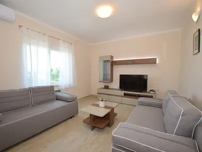Ferienwohnung für 7 Personen in Starigrad-Paklenica 7/10