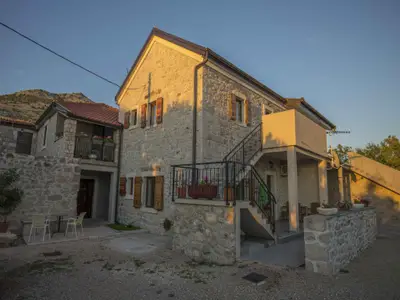 Ferienwohnung für 6 Personen (48 m²) in Starigrad-Paklenica 10/10