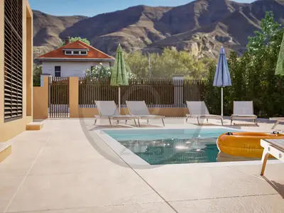pool