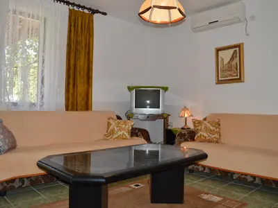 Ferienwohnung für 3 Personen (57 m²) in Starigrad-Paklenica 5/10