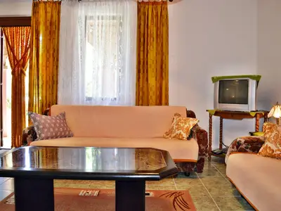 Ferienwohnung für 3 Personen (57 m²) in Starigrad-Paklenica 7/10