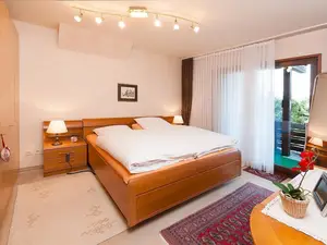 Ferienwohnung für 2 Personen (98 m²) in Starkenburg
