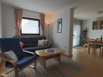 Wohnzimmer mit Schlafcouch Wohnzimmer mit Schlafcouch