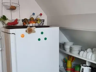 Küche, genug Geschirr
