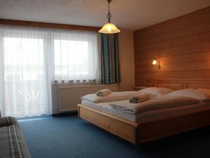 23487861-Ferienwohnung-2-Steeg (Tirol)-300x225-5