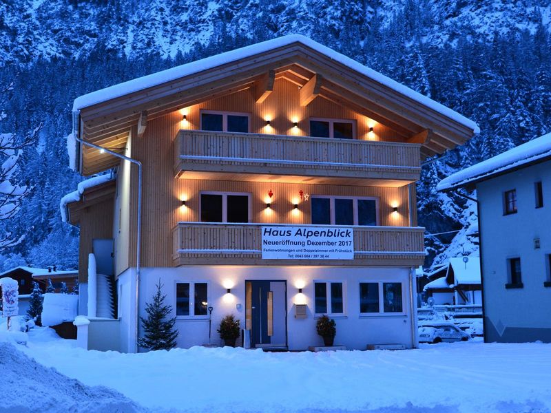 23488136-Ferienwohnung-6-Steeg (Tirol)-800x600-1