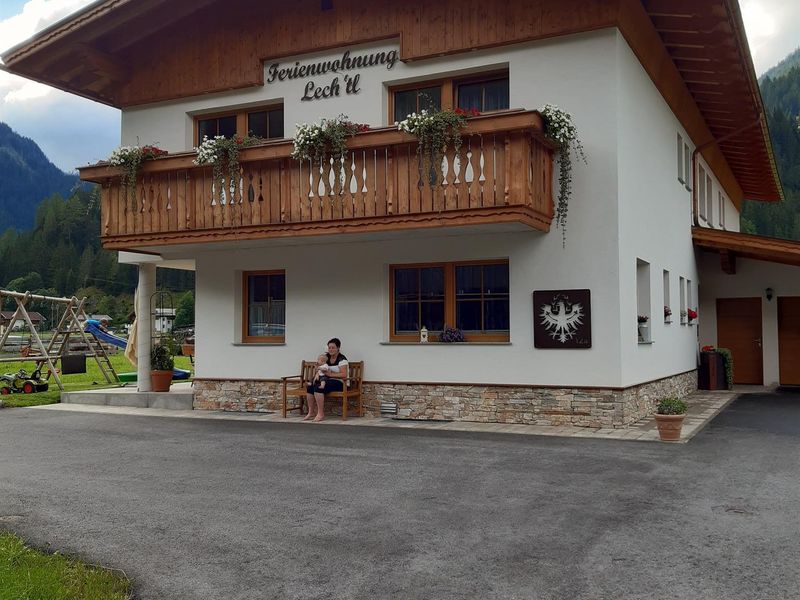 23488303-Ferienwohnung-6-Steeg (Tirol)-800x600-0