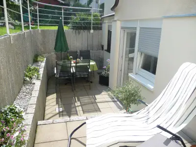 Terrasse Essplatz Liegestühle