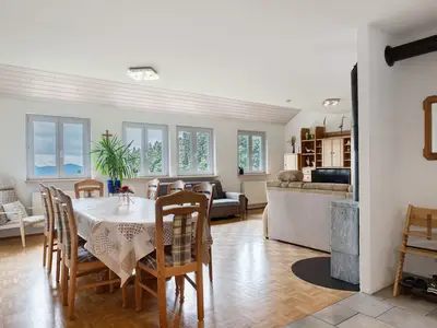 Photo, INSIDE, OUTSIDE