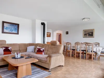 Photo, INSIDE, OUTSIDE