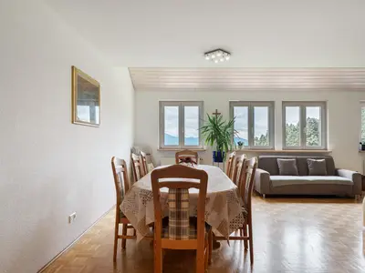 Photo, INSIDE, OUTSIDE