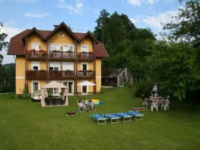 Ferienwohnung für 6 Personen (60 m²) in Stein im Jauntal 1/10