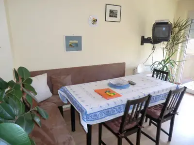 Essplatz Wohnung 2