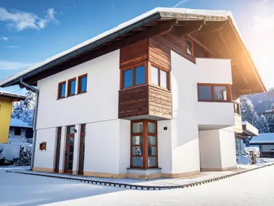 Außenseite Ferienhaus [Winter]